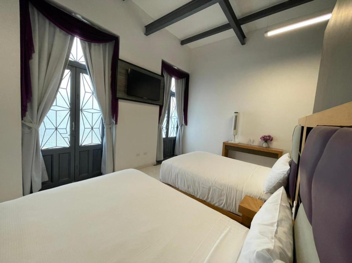 Hotel Alhaja Puebla Buitenkant foto