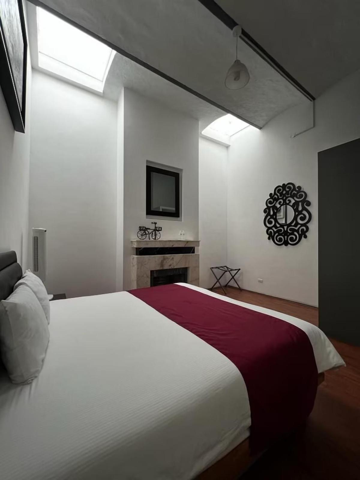 Hotel Alhaja Puebla Buitenkant foto
