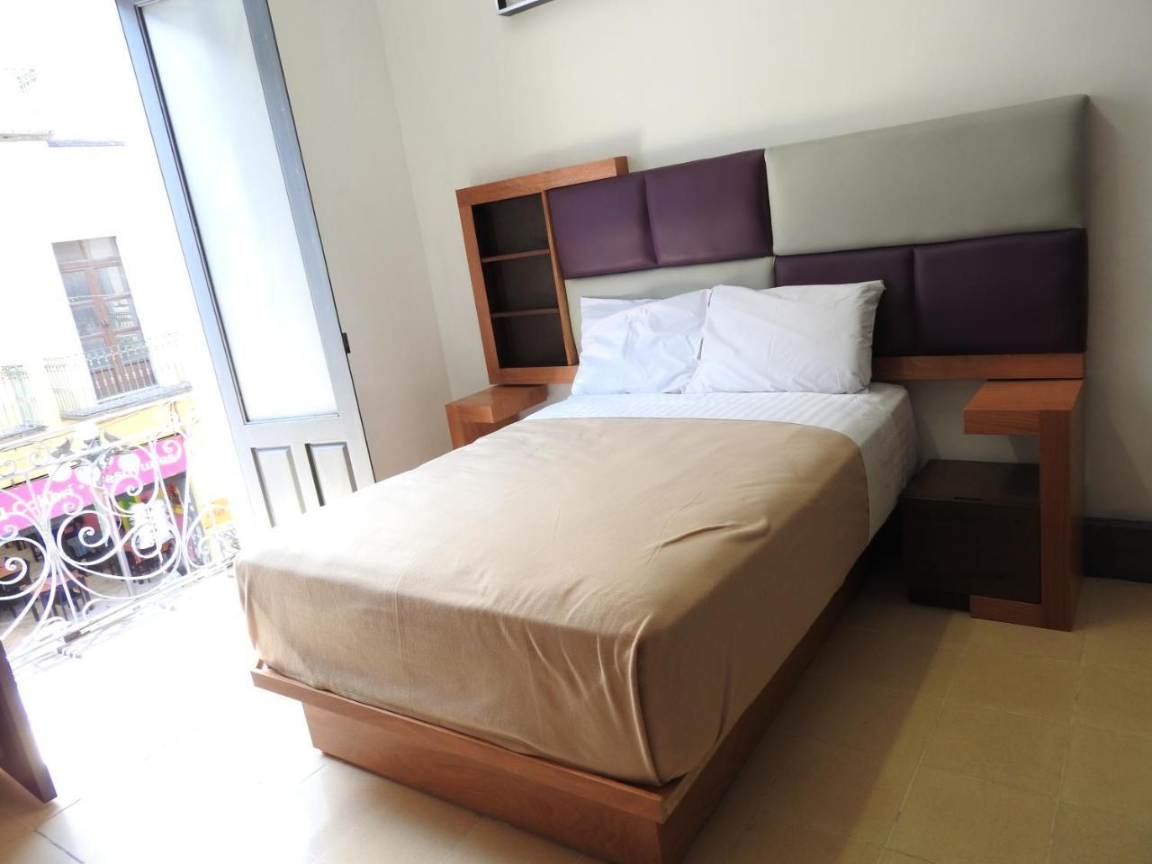 Hotel Alhaja Puebla Buitenkant foto